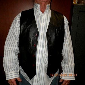 MEN'S LARGE BLACK LEATHER WESTERN BUTTON VEST